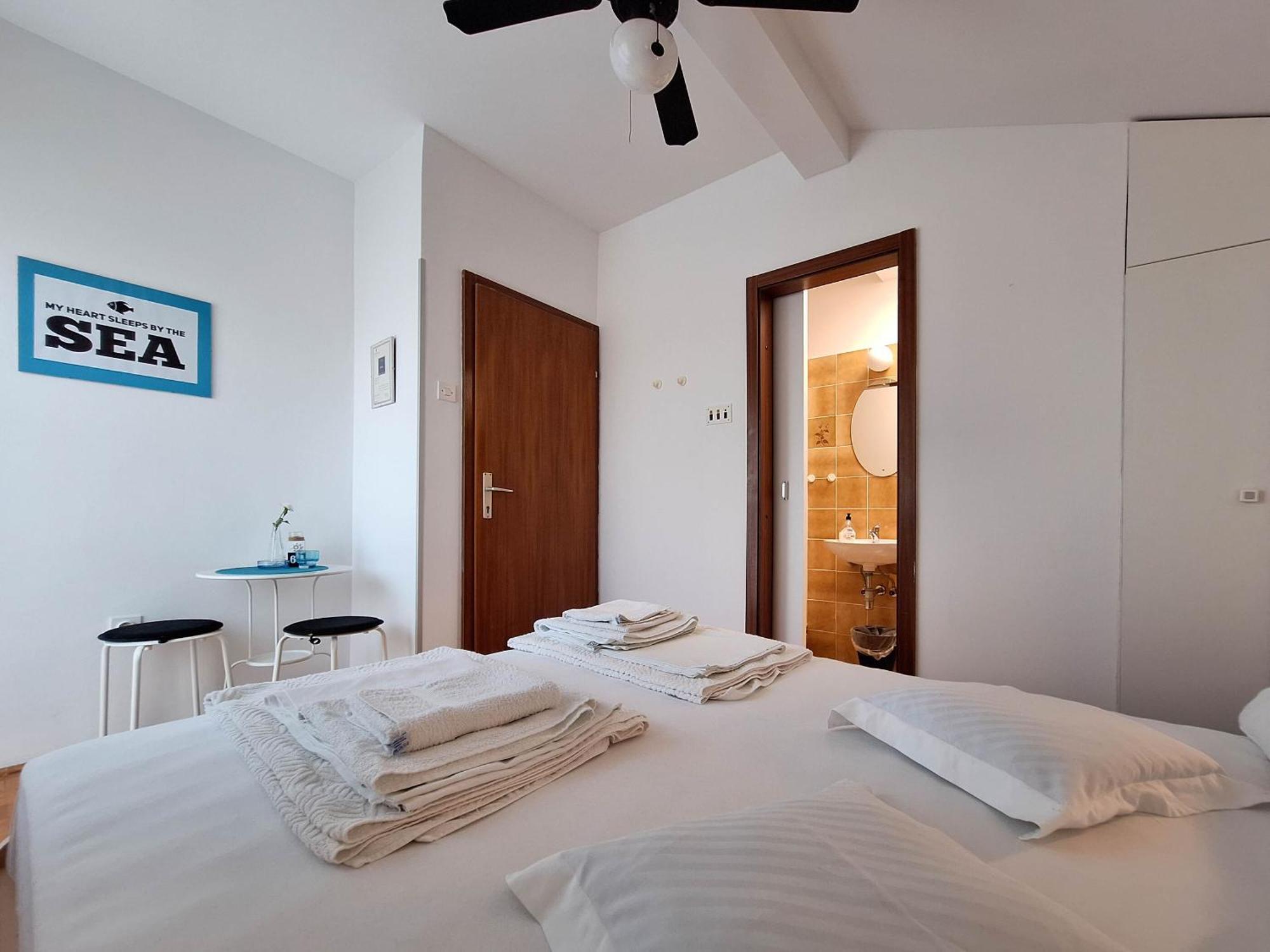 Rooms Sofija Selce Exterior photo